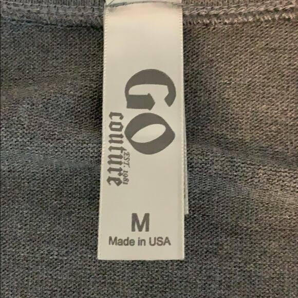 Go Couture Grey Front Pockets Knit Top NWOT Size Medium - Picture 8 of 9